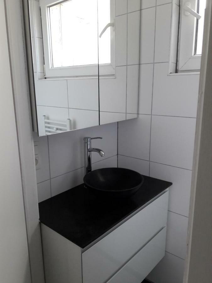 2 Slaapkamer Appartement Op De Zeedijk Van Oostende. Bagian luar foto